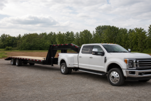 Read more about the article Gooseneck Trailer Buying Guide: Everything You Need to Know
