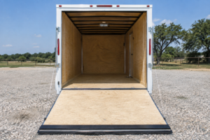 Read more about the article Enclosed Trailer Ramp Door vs Barn Doors: Which Rear Door Is Right for You? (2026)